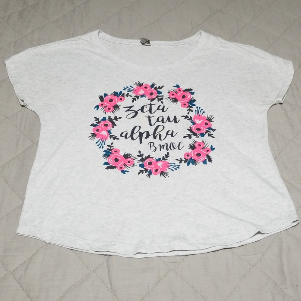 ☀️Zeta Tau Alpha flowy top☀️
